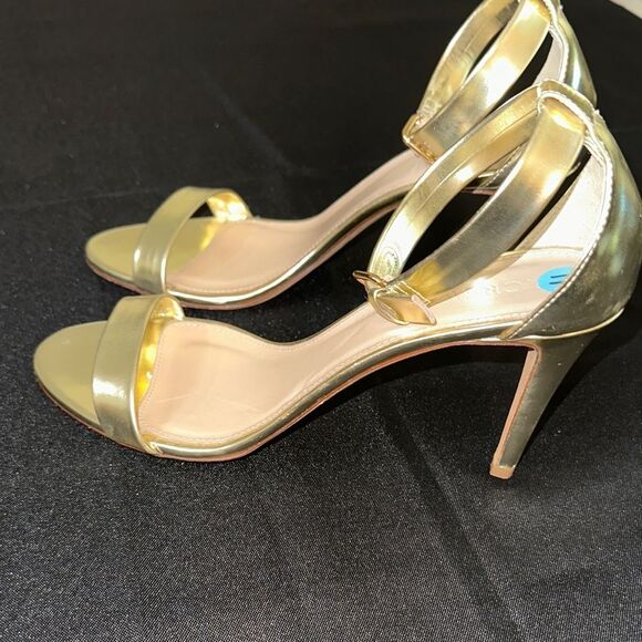 J. CREW Elegant Gold Women's Heels w/ Ankle Strap Size 11 - Picture 8 of 9